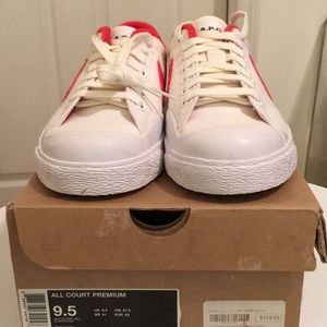 Nike vs APC  All Court Premium 9.5